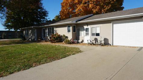 102 Rice Street Lone Tree IA 52755