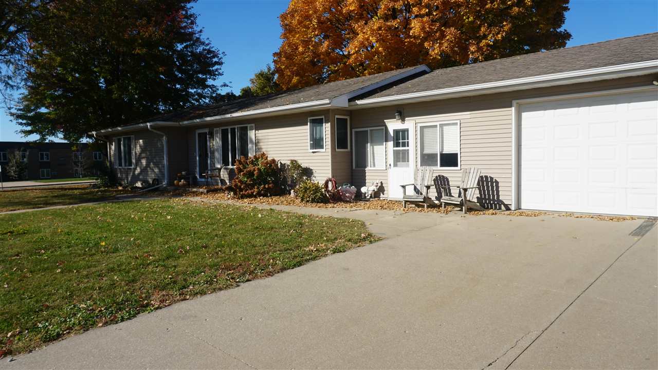 102 Rice Street Lone Tree IA 52755