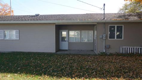 102 Rice Street Lone Tree IA 52755