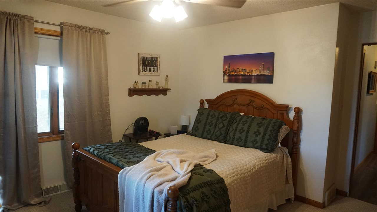102 Rice Street Lone Tree IA 52755