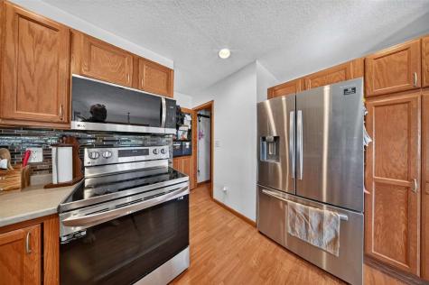 105 W 16th Street West Liberty IA 52776