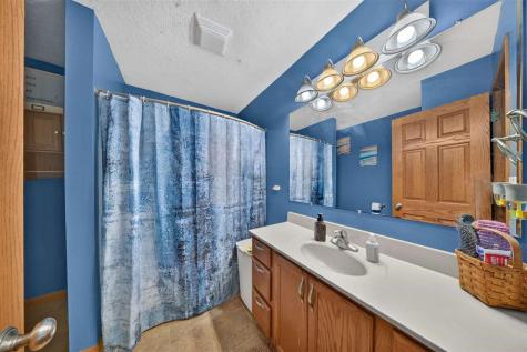 105 W 16th Street West Liberty IA 52776