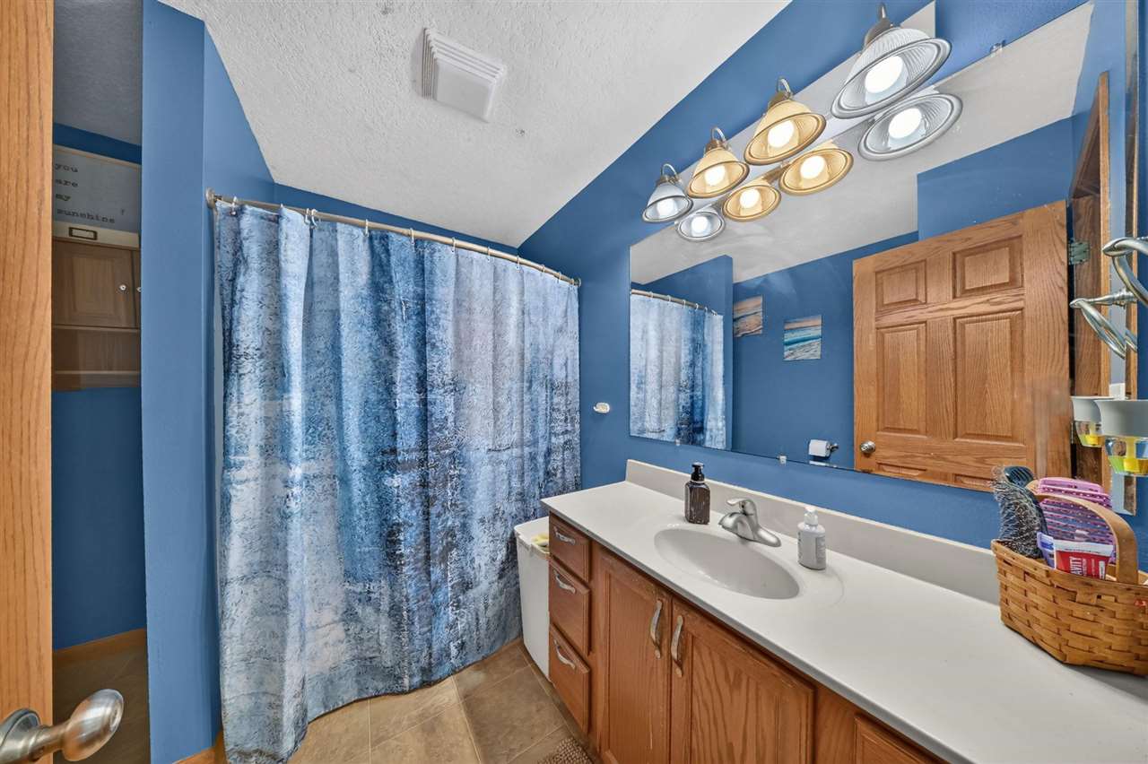 105 W 16th Street West Liberty IA 52776