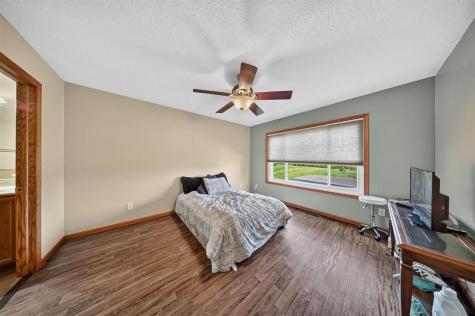105 W 16th Street West Liberty IA 52776