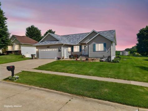 105 W 16th Street West Liberty IA 52776