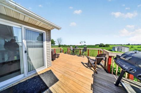 105 W 16th Street West Liberty IA 52776