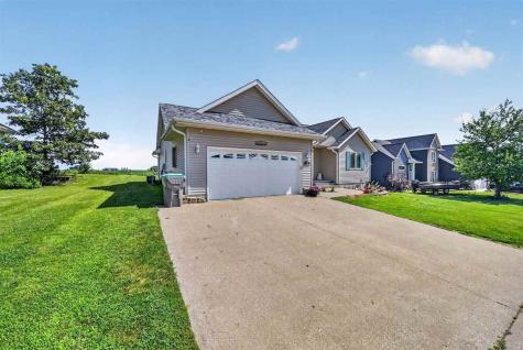 105 W 16th Street West Liberty IA 52776