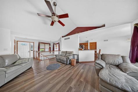105 W 16th Street West Liberty IA 52776