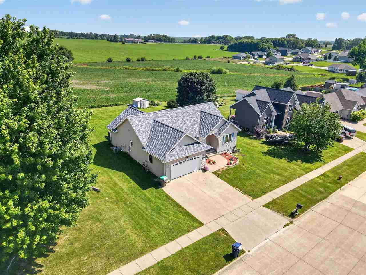 105 W 16th Street West Liberty IA 52776