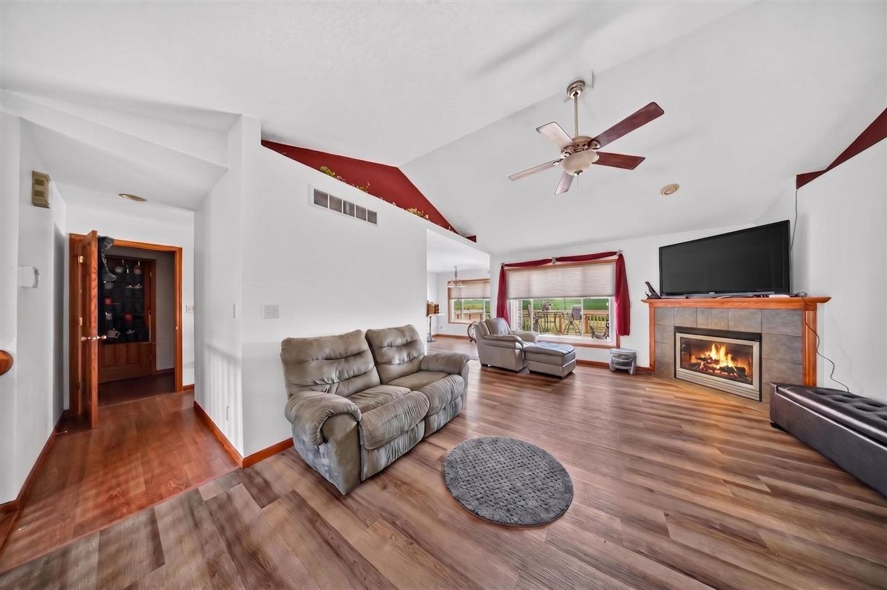 105 W 16th Street West Liberty IA 52776