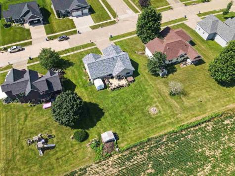 105 W 16th Street West Liberty IA 52776