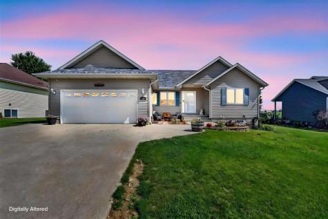 105 W 16th Street West Liberty IA 52776