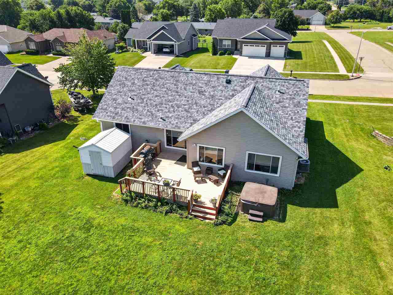 105 W 16th Street West Liberty IA 52776