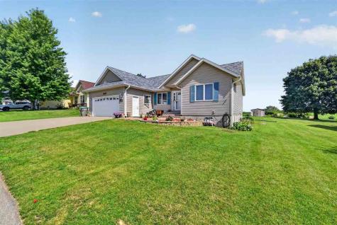 105 W 16th Street West Liberty IA 52776