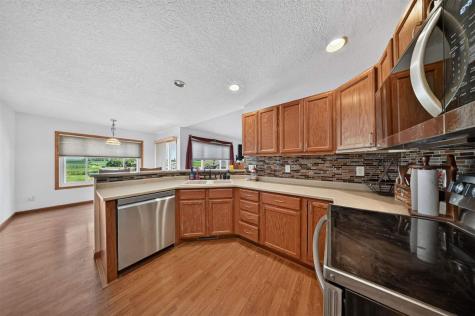 105 W 16th Street West Liberty IA 52776