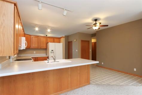 1107 E Adams Street Washington IA 52353