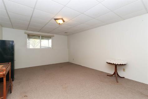 1107 E Adams Street Washington IA 52353