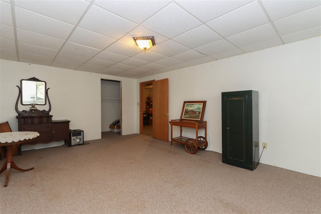 1107 E Adams Street Washington IA 52353