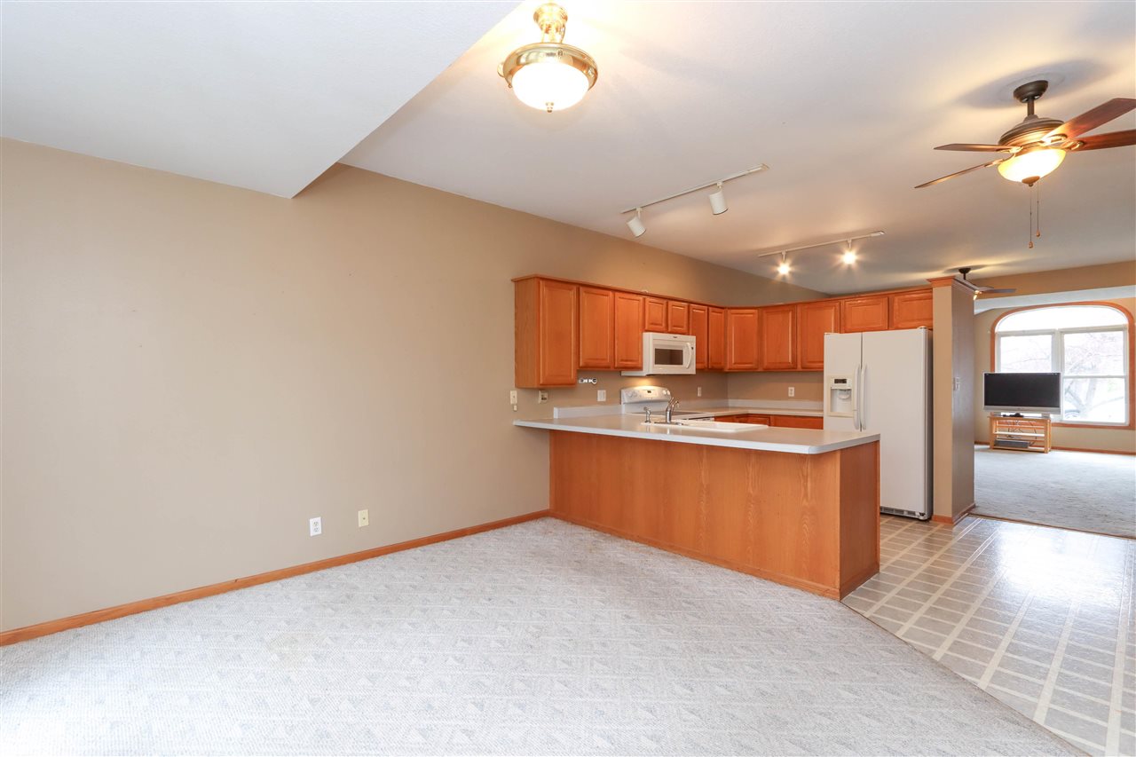 1107 E Adams Street Washington IA 52353
