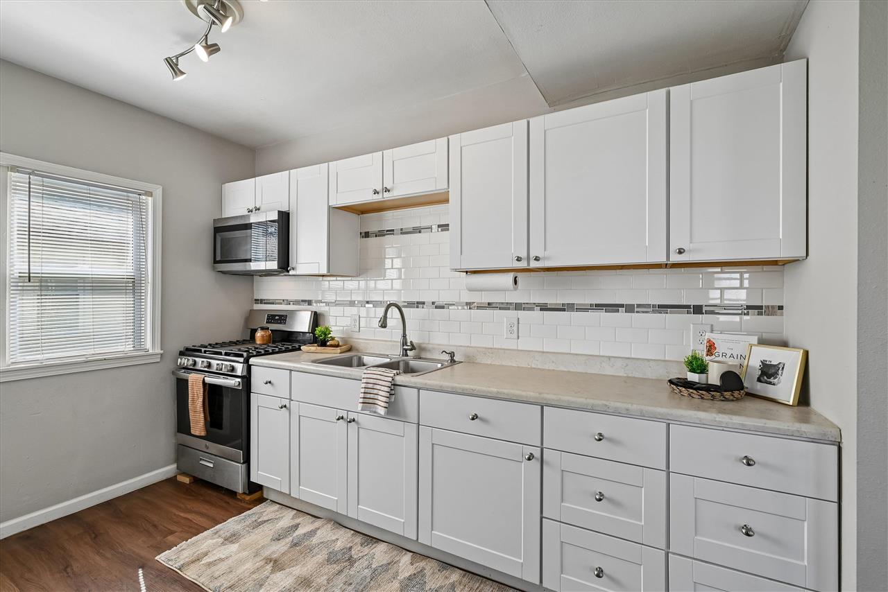 648 SW 22nd Avenue Cedar Rapids IA 52404