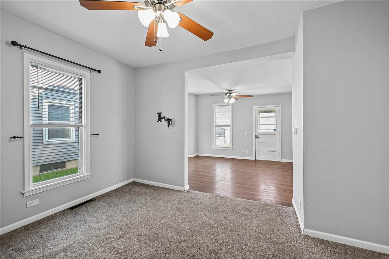 648 SW 22nd Avenue Cedar Rapids IA 52404