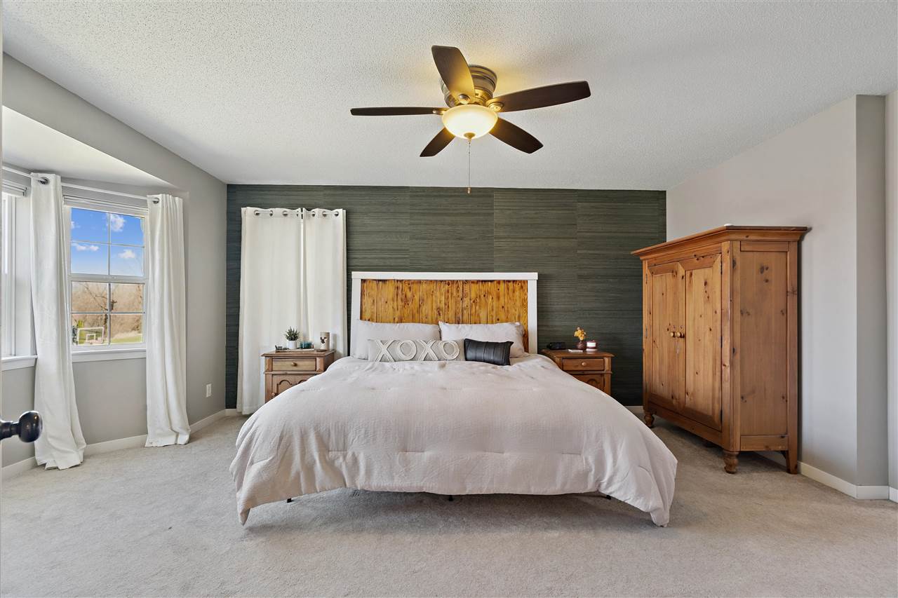 185 Erusha Drive Walford IA 52351