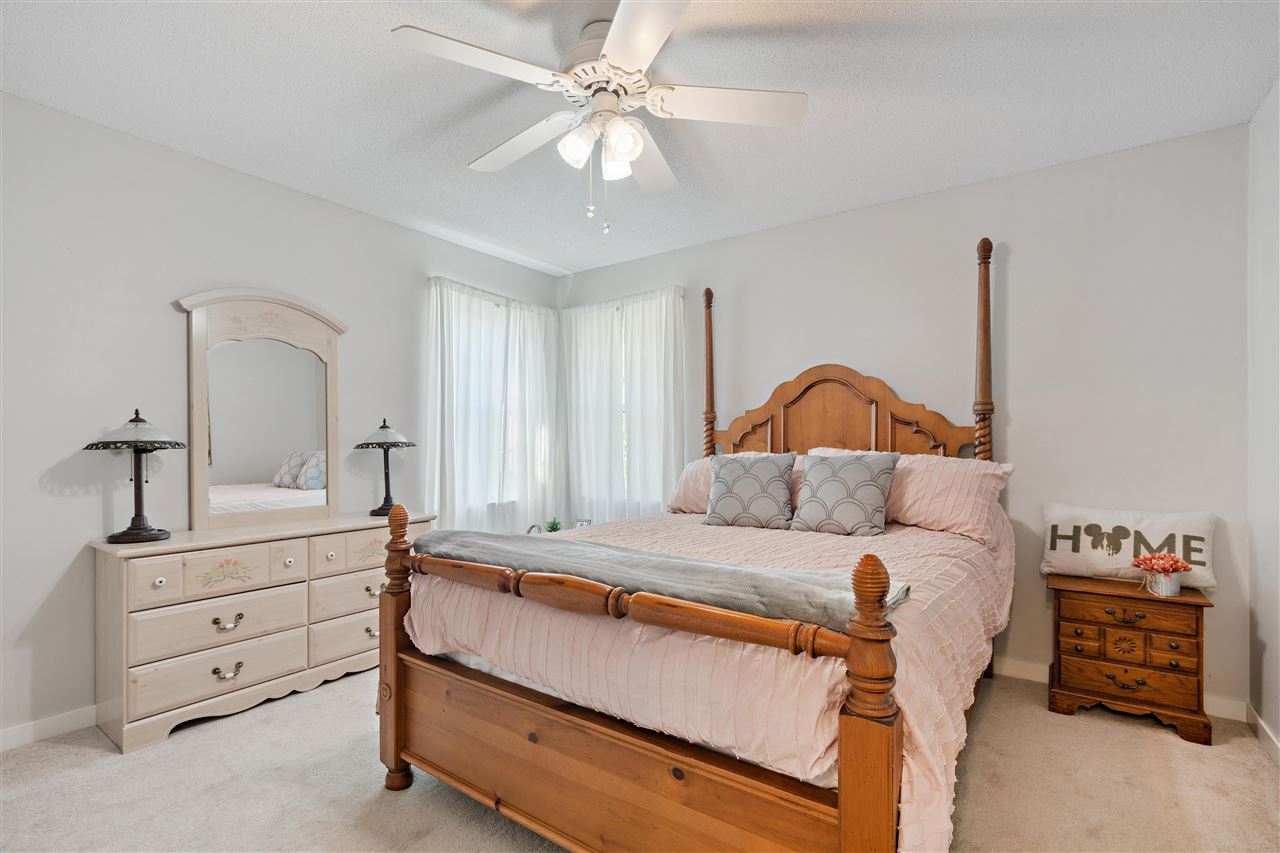 185 Erusha Drive Walford IA 52351