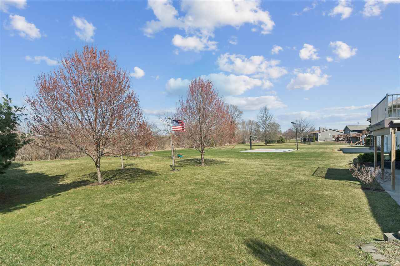 185 Erusha Drive Walford IA 52351