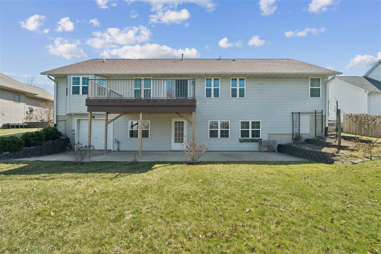 185 Erusha Drive Walford IA 52351