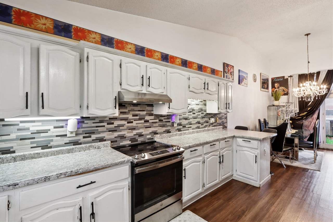 202 Cayman Street Iowa City IA 52245