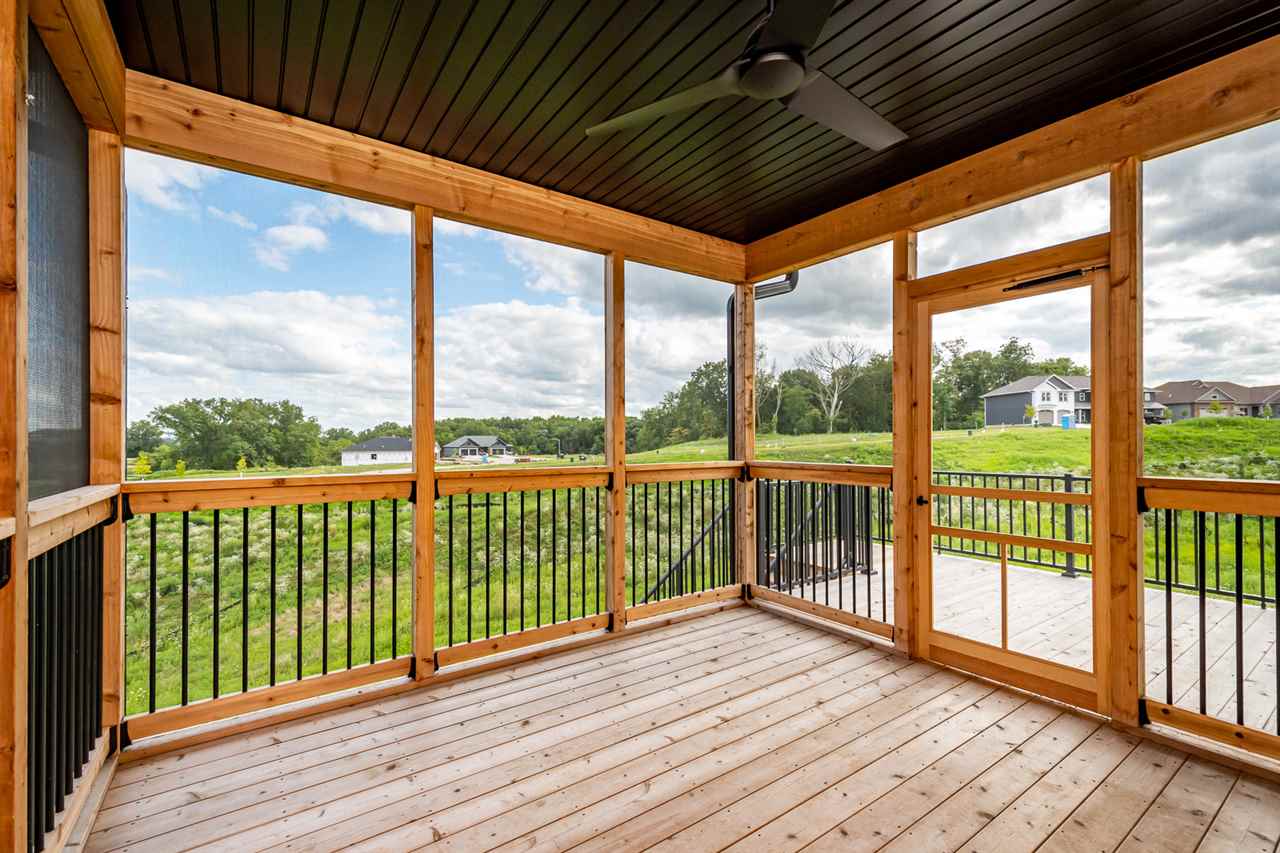 3061 Ridgeview Circle Coralville IA 52241
