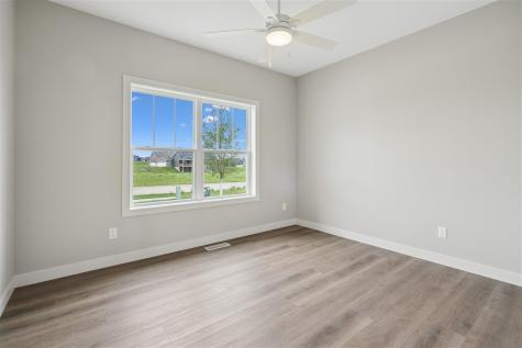 1537 Deerfield Drive Fairfax IA 52228