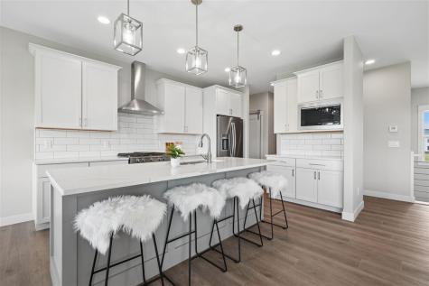 1537 Deerfield Drive Fairfax IA 52228