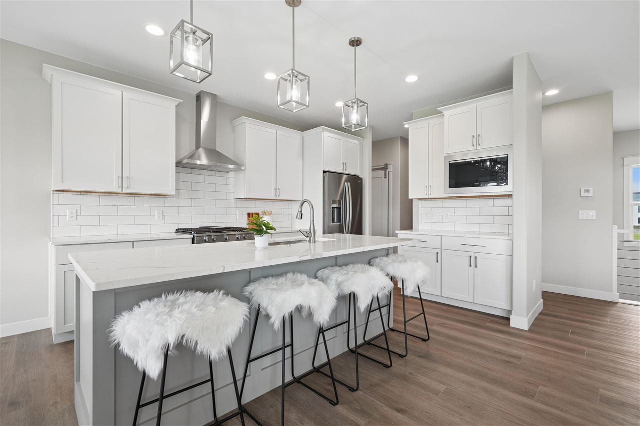 1537 Deerfield Drive Fairfax IA 52228
