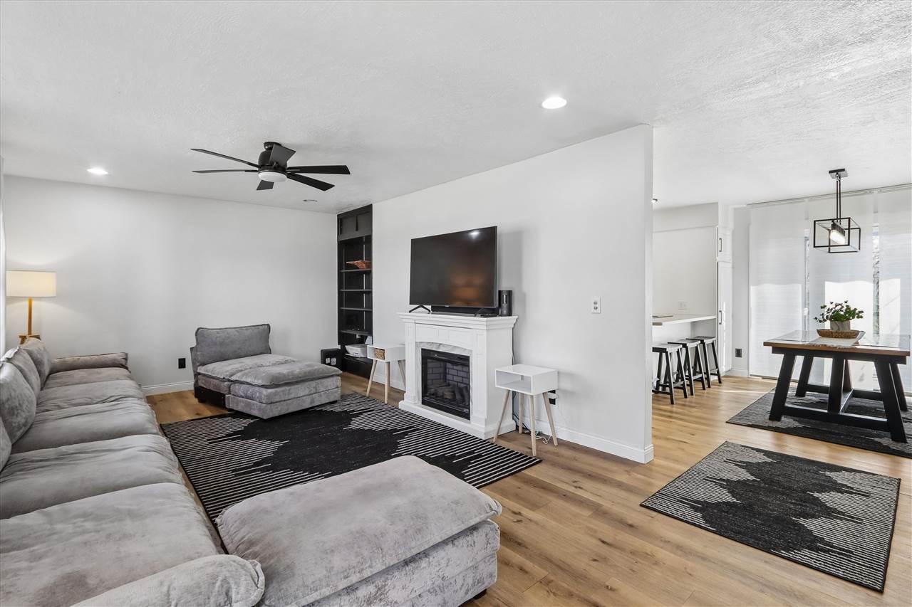 1007 19th Avenue Coralville IA 52241