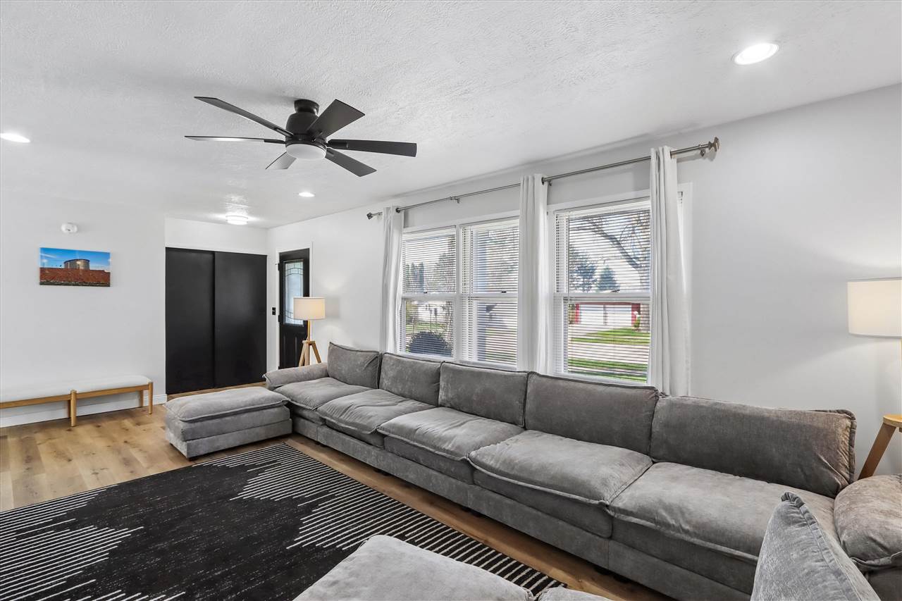 1007 19th Avenue Coralville IA 52241