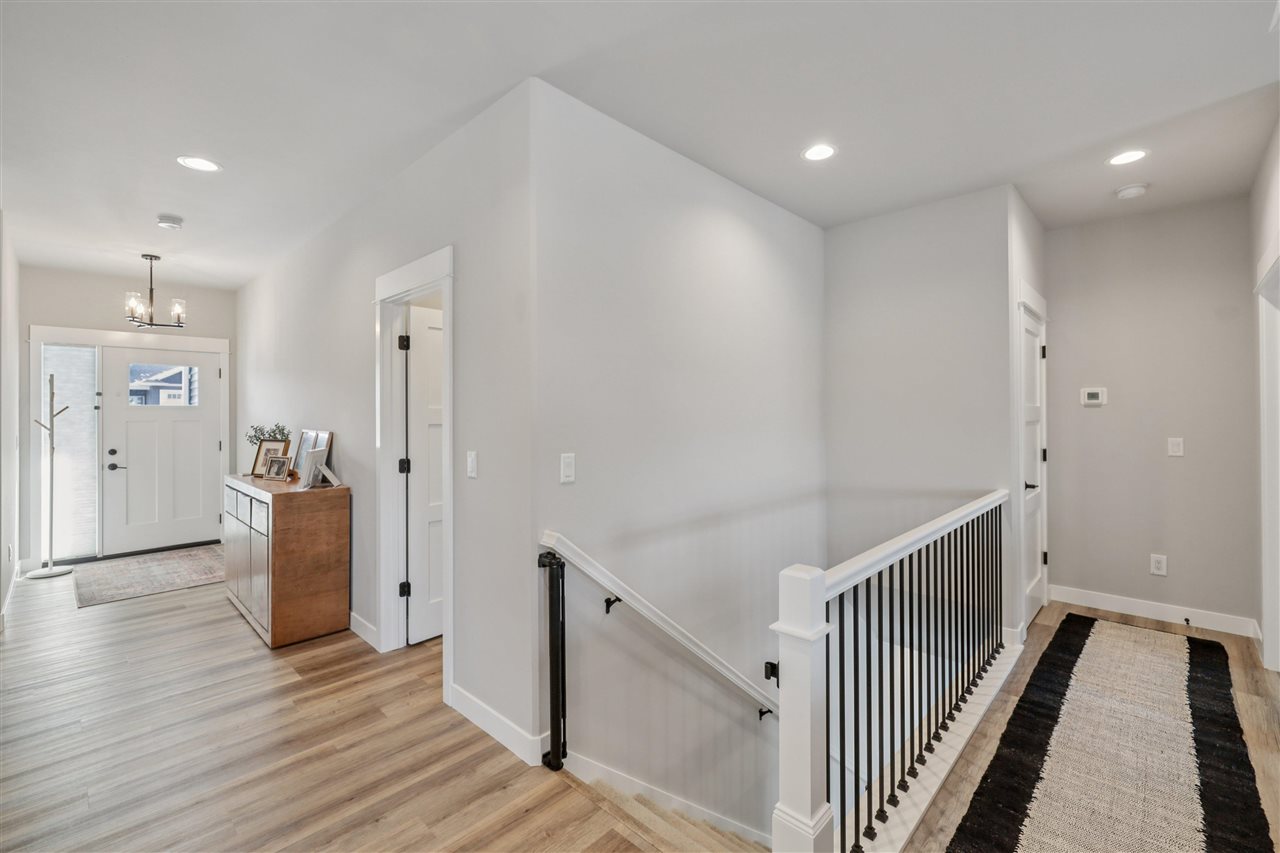 1310 E Gable Way Tiffin IA 52340