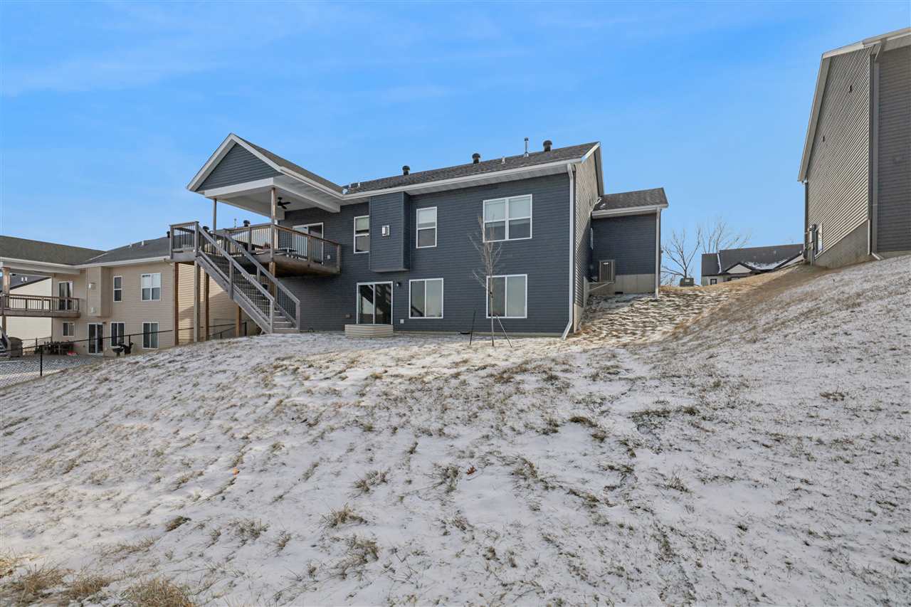 1310 E Gable Way Tiffin IA 52340