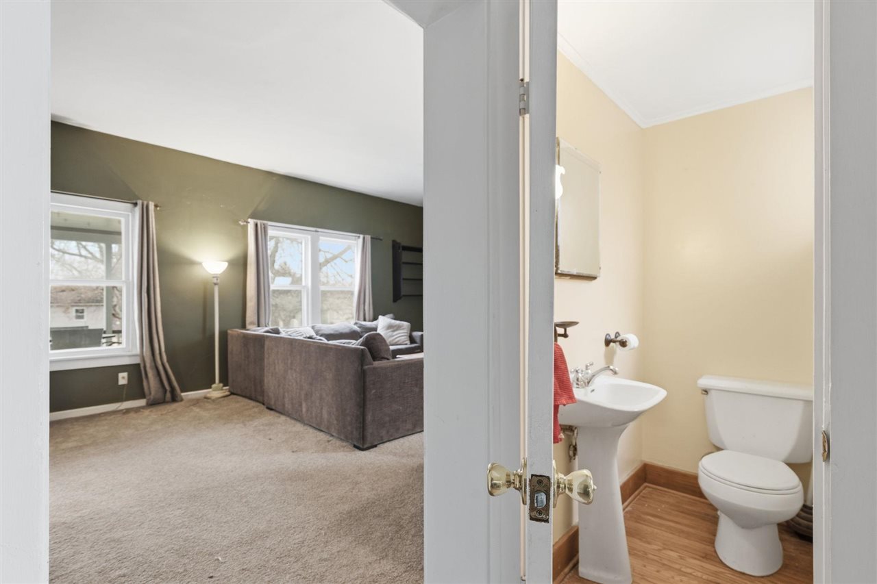 920 Ginter Avenue Iowa City IA 52240