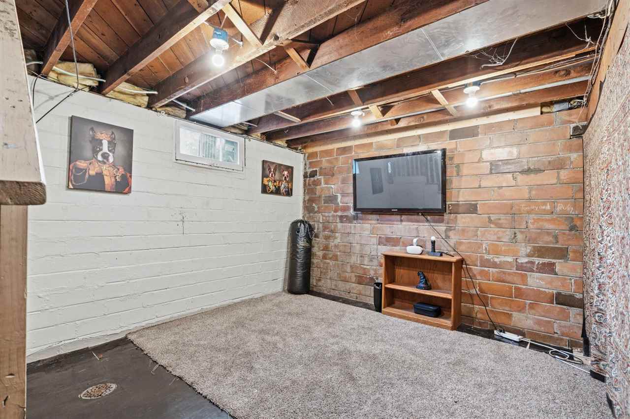 920 Ginter Avenue Iowa City IA 52240