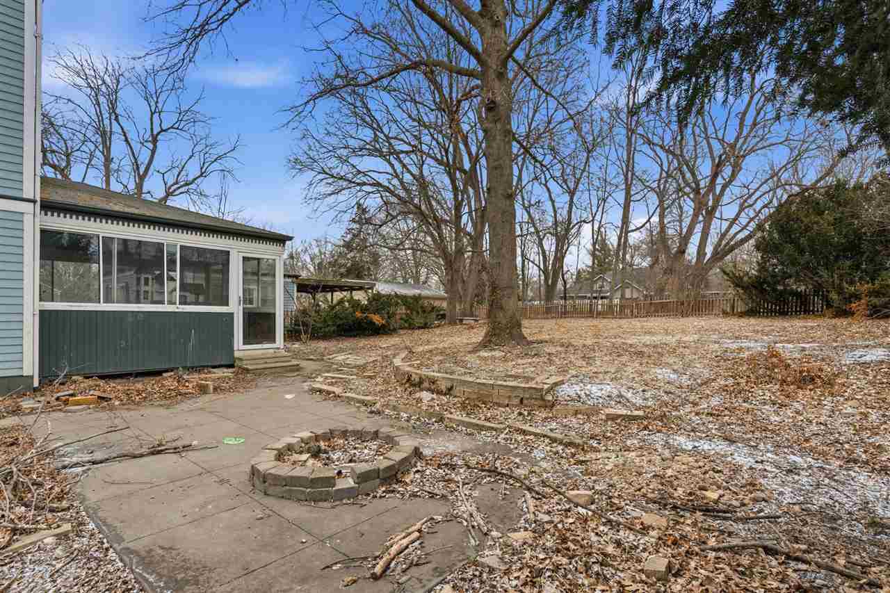 920 Ginter Avenue Iowa City IA 52240