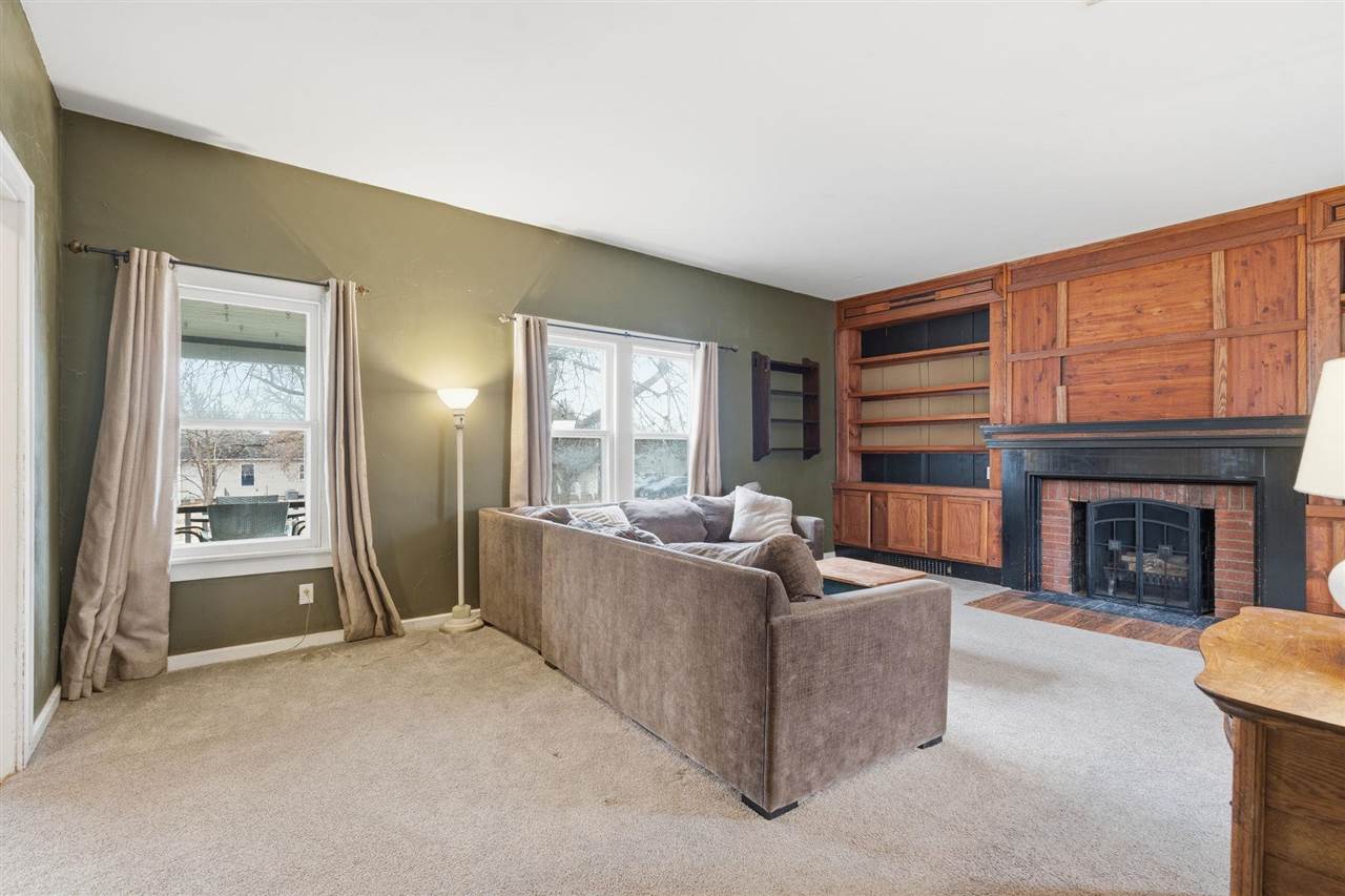 920 Ginter Avenue Iowa City IA 52240