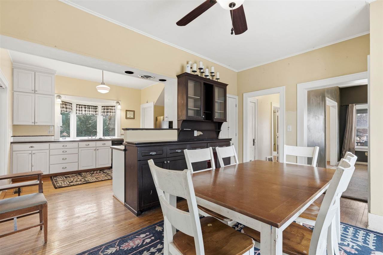 920 Ginter Avenue Iowa City IA 52240