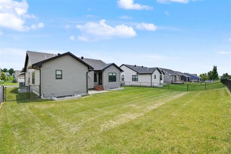 565 Dakota Avenue Tiffin IA 52340