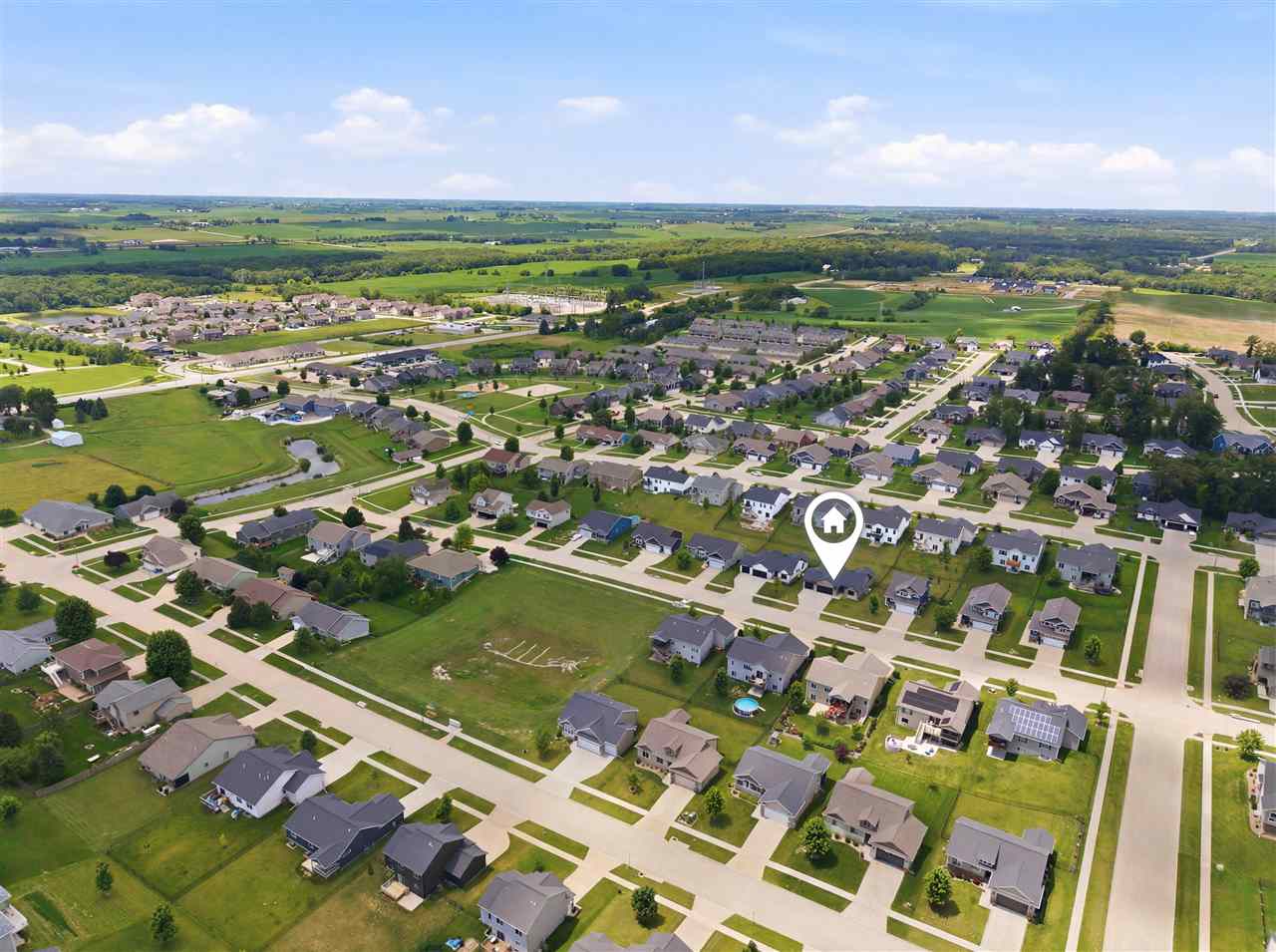565 Dakota Avenue Tiffin IA 52340
