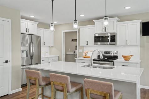 565 Dakota Avenue Tiffin IA 52340