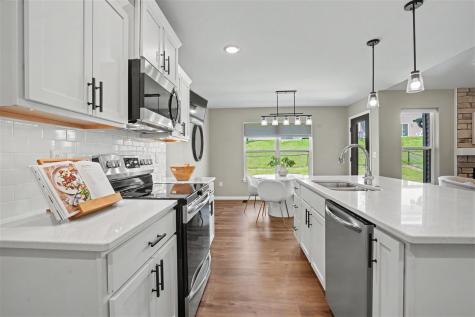 565 Dakota Avenue Tiffin IA 52340