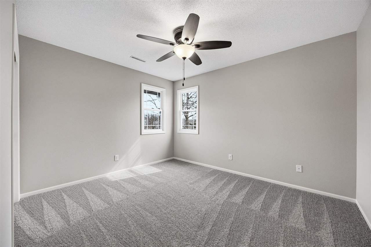 3310 Riverside Drive NE Cedar Rapids IA 52411