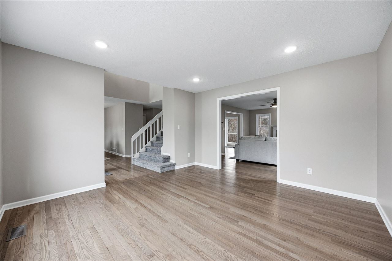 3310 Riverside Drive NE Cedar Rapids IA 52411