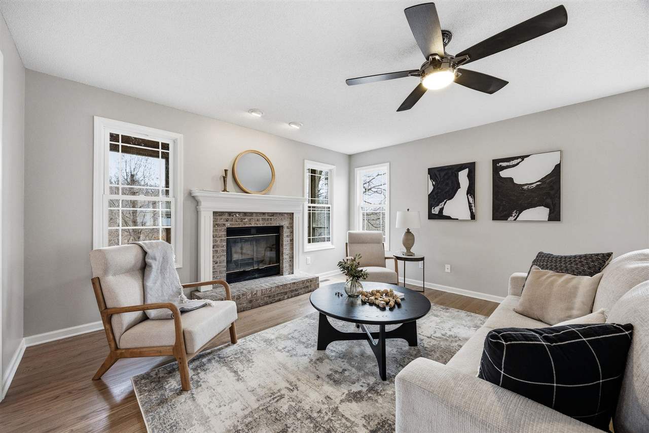 3310 Riverside Drive NE Cedar Rapids IA 52411